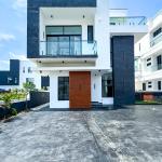 Luxury 5 Bedroom Fully Detached Duplex with BQ
