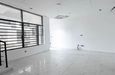 4 Bedroom Terraced Duplex