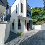 Contemporary 4 Bedroom Fully Detached Duplex