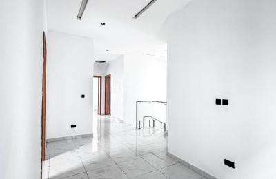 Contemporary 5 Bedroom Fully Detached with BQ