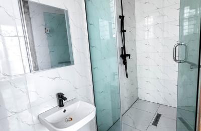 Contemporary 5 Bedroom Fully Detached with BQ