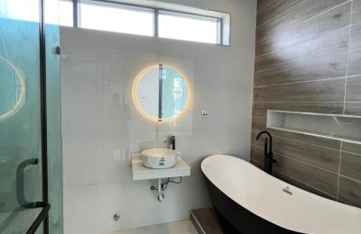 5 Bedroom Fully Detached Duplex