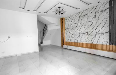 Modern 5 Bedroom Semi-Detached Duplex