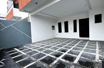 Contemporary 4 Bedroom Terrace Duplex