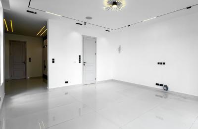 Contemporary 5 Bedroom Fully Detached Duplex with BQ