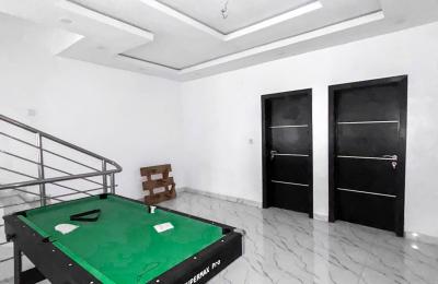 5 Bedroom Detached Duplex