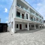 Contemporary 4 Bedroom Terrace with BQ