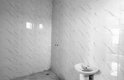 Contemporary 4 Bedroom Terrace with BQ