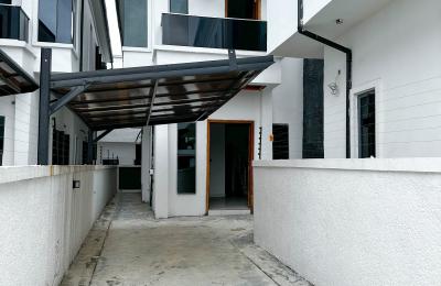 4 Bedroom Semi-Detached Duplex