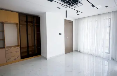 5 Bedroom Fully Detached  Duplex