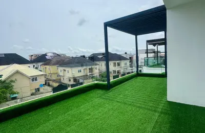 5 Bedroom Fully Detached Duplex