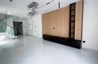 5 Bedroom Fully Detached  Duplex