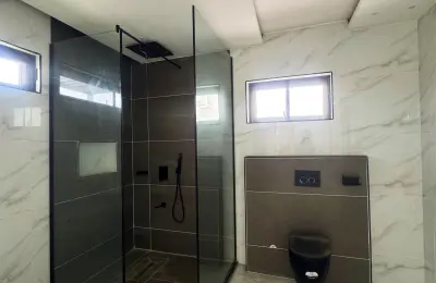 5 Bedroom Fully Detached Duplex