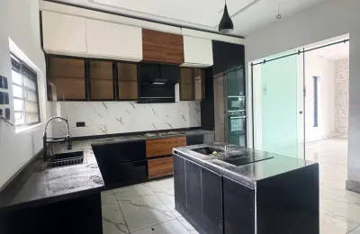 5 Bedroom Fully Detached Duplex