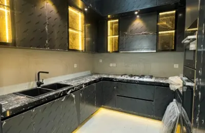 5 Bedroom Villa