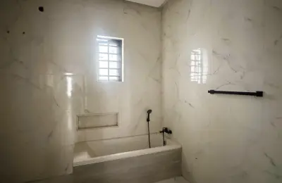 6 Bedroom Fully Detached Duplex