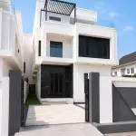 5 Bedroom Fully Detached Duplex