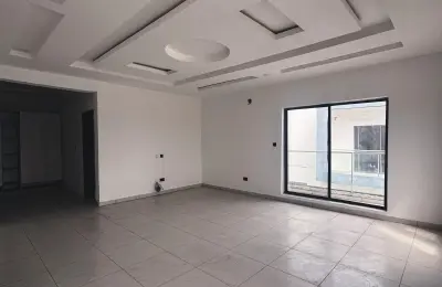 5 bedroom fully detached duplex