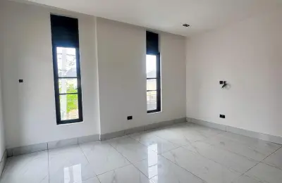 5 Bedroom Fully Detached Duplex