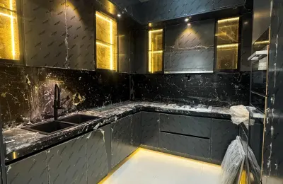 5 Bedroom Villa